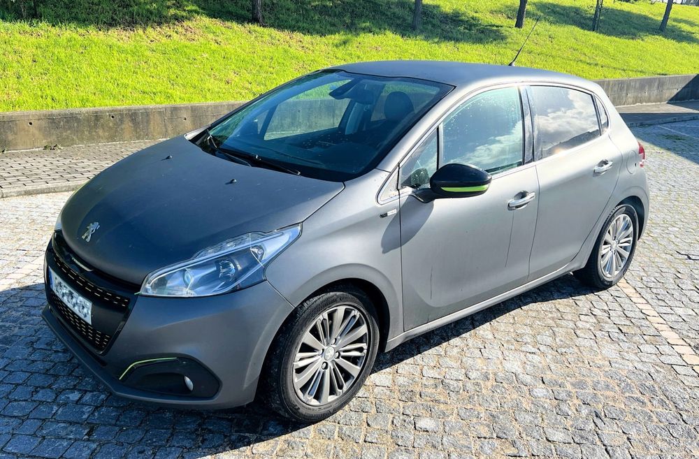 Peugeot 208 1.6 BlueHDi Style