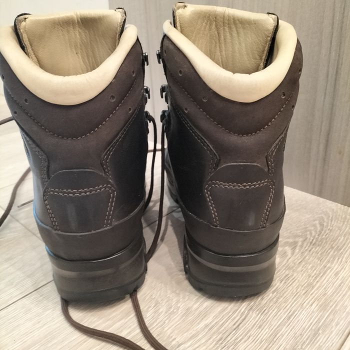Buty górskie Lowa r. 37.5