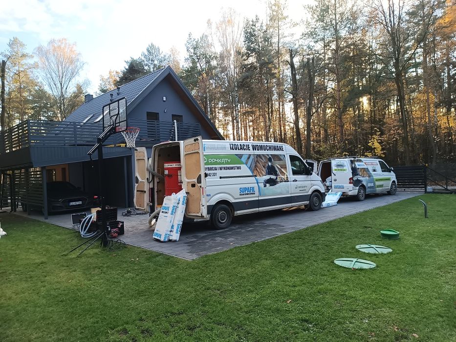 Docieplenia  metodą wdmuchiwania Celuloza Wełna Knauf Supafi Piana Pur