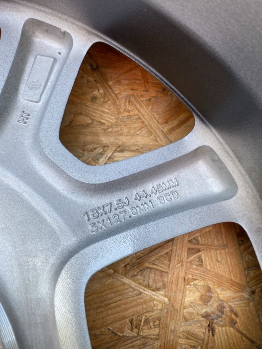Диски jeep  r18 /5*127