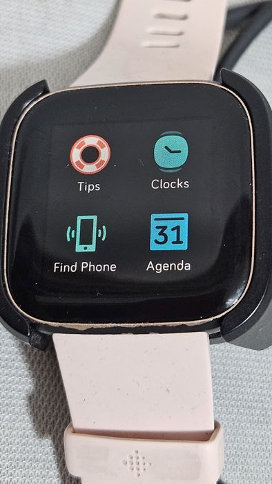 смарт-годинник Fitbit Versa 2 Petal