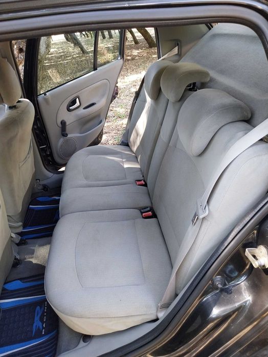 Renault clio 1.2 16V foto 4