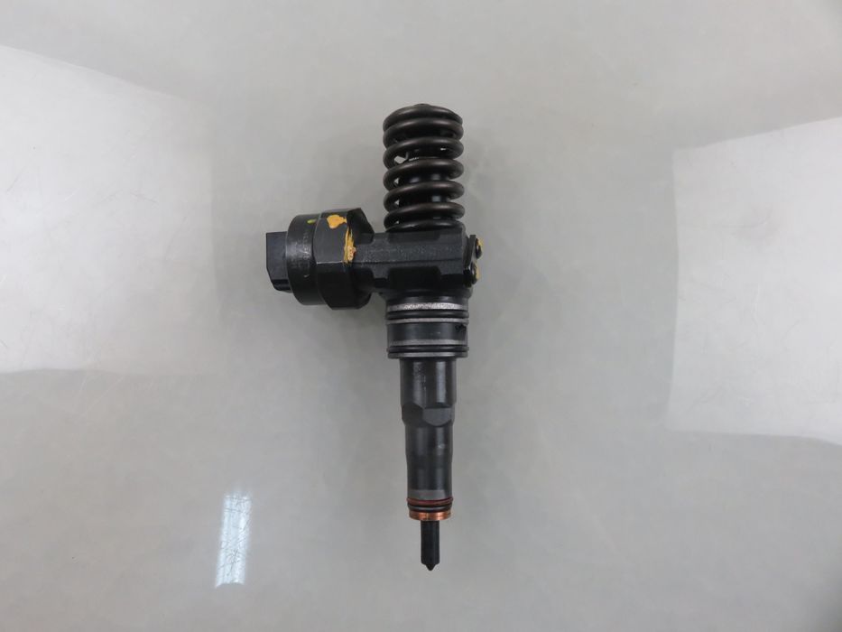 Pompowtryskiwacz Vw Bora 1.9 Tdi