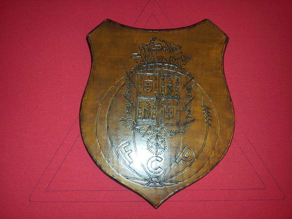 Emblema em madeira Benfica / Sporting