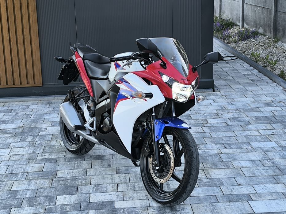 Honda CBR 125R JC 50_Polift_Wtrysk_Zadbana_Niski Przebieg_Kat B/A1Seria_Bez Wkładu_