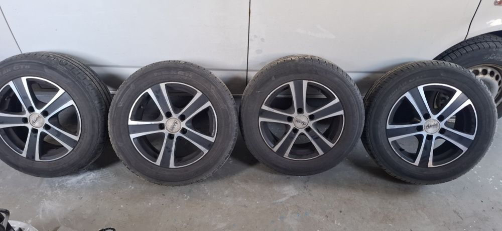 VW T5 alufelgi opony koła 205/65/16C komplet letnie multivan caravelle transporter
