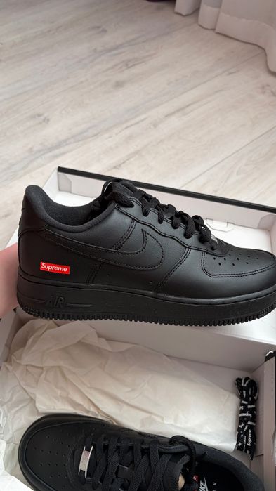 Кросівки Nike Air Force x Supreme