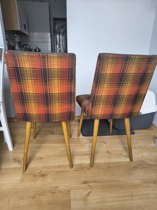 Krzesła PRL patyczaki