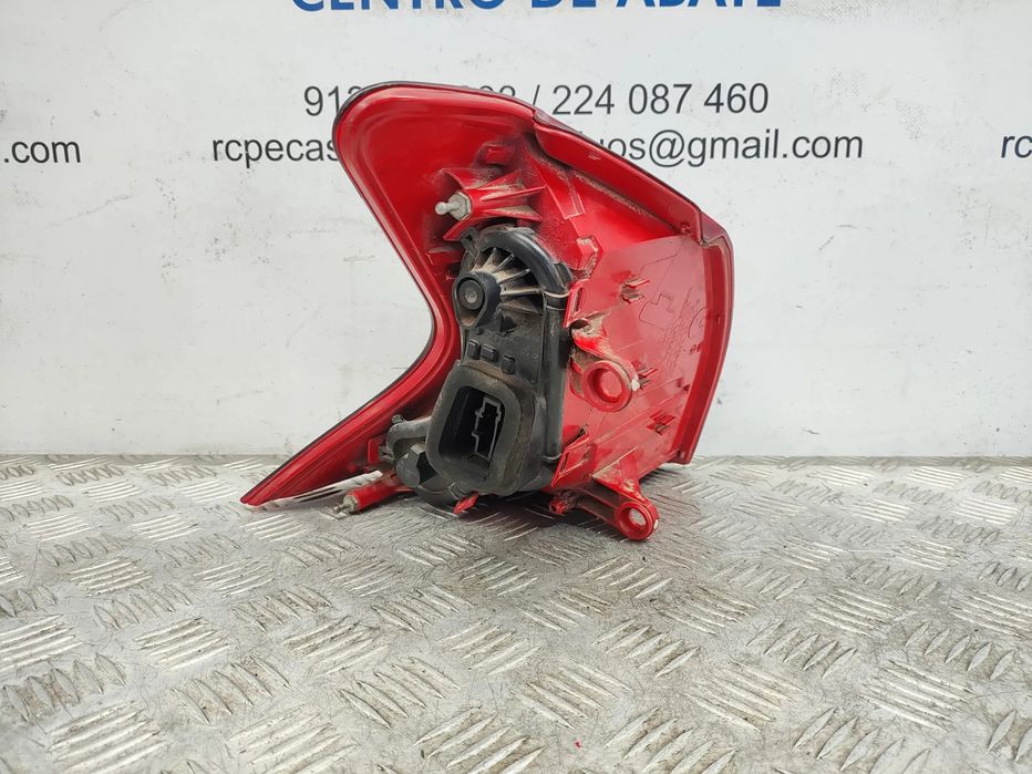 Farolim traseiro trás direito original Peugeot 3008 Mk1 fase 1 de