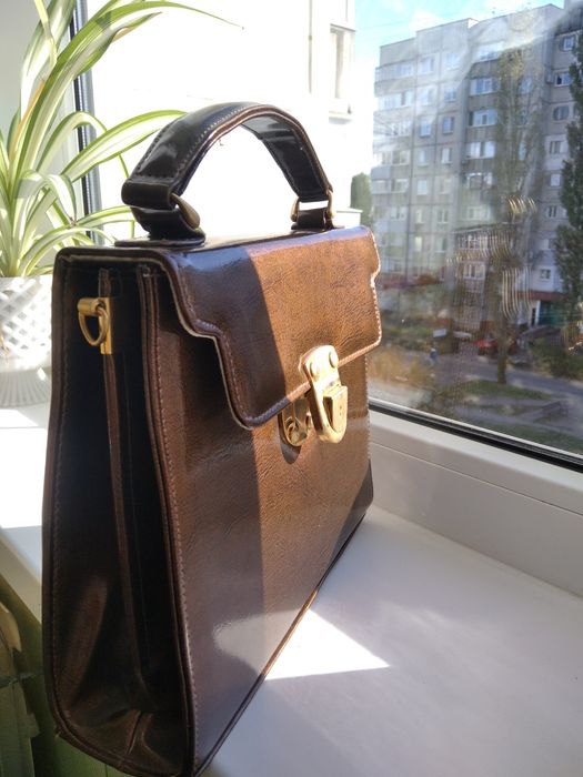 Сумка женская в хорошем состоянии