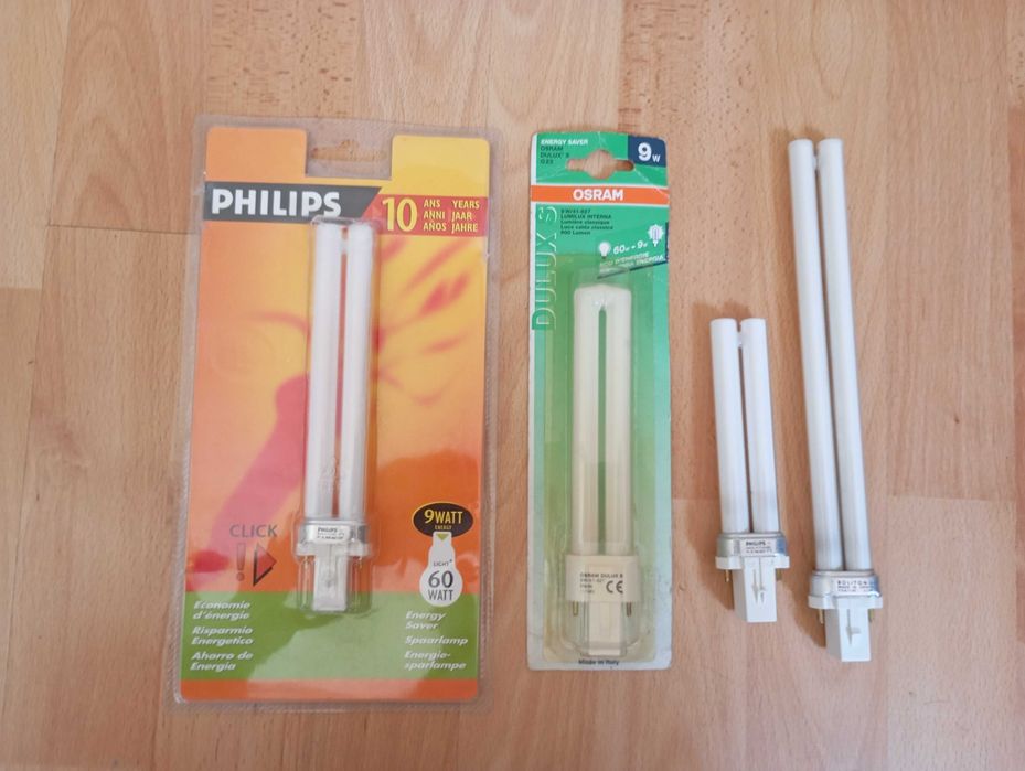 Quatro lâmpadas G23