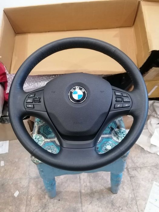 Volante bmw serie 1/2/3/4 Parque das Nações • OLX Portugal