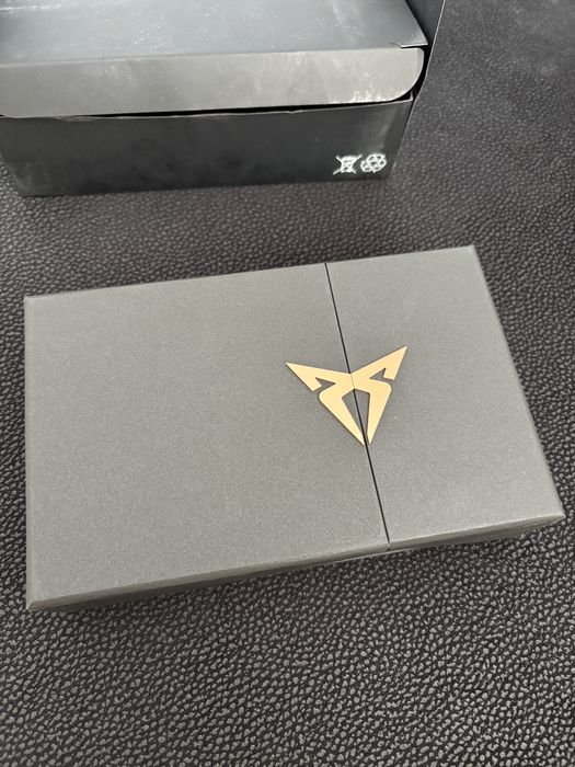 Cupra member box bransoletka 5FF087013K