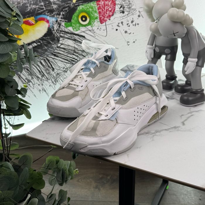 Кросівки Jordan Air 200E 43 розмір E5779