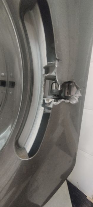 Máquina lavar roupa Ariston margarita 2000 avariada