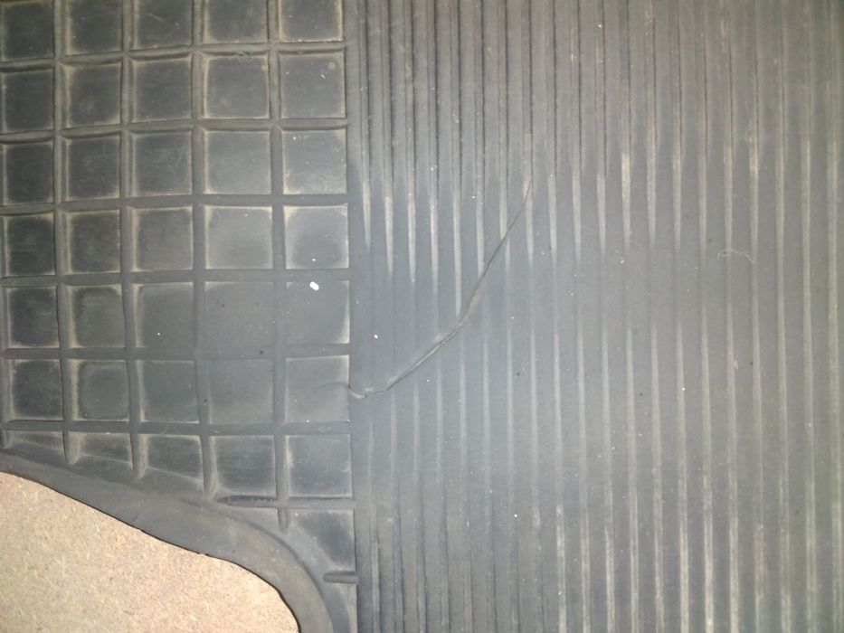 Продам коврики .