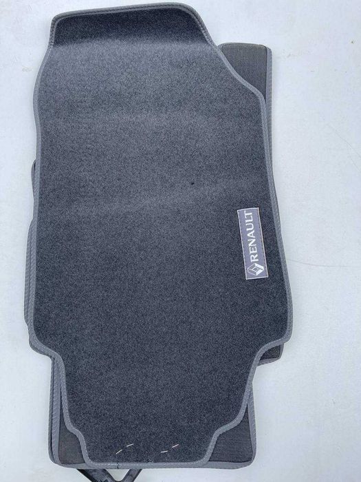 Коврики в салон Renault Logan 2013+ / Captur 2013+ Ворсові Нові ЦІНА ЗА КОМПЛЕКТ