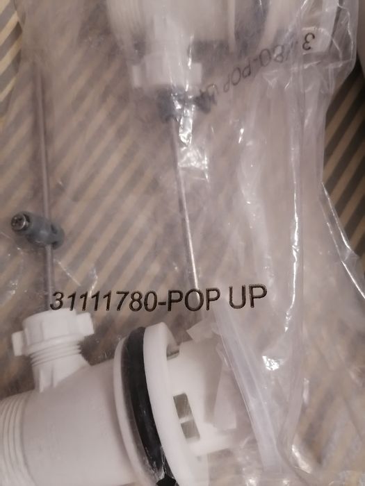 Roca Siphon plus two Leroy Merlin64585758853250122