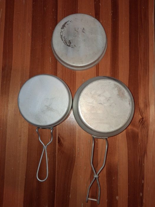 Kompas, sprzęt turystyczny, kłódeczki do walizki