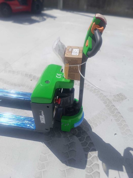 Porta paletes elétrico 2 ton