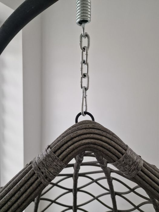 Kokon hustawka do domu z poduchami transport