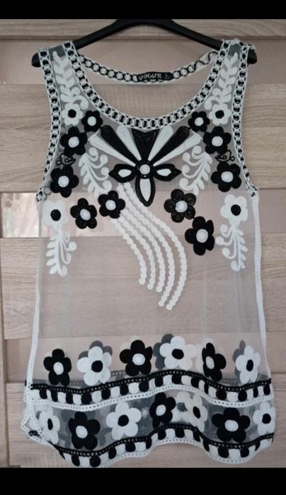 Bluzeczka przezroczysta z haftem  L