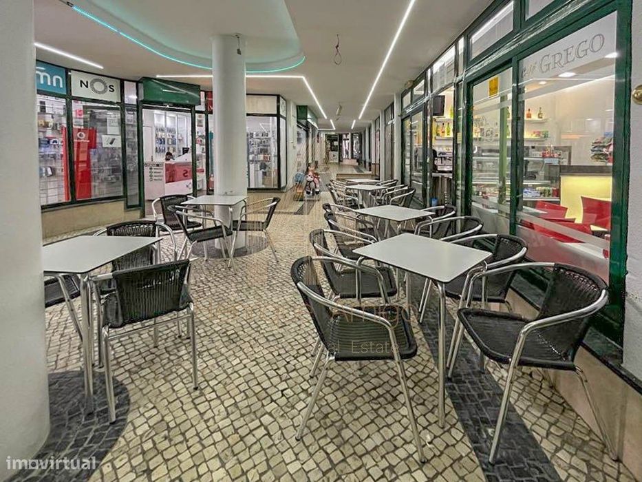 Espaço comercial no coração de Sesimbra