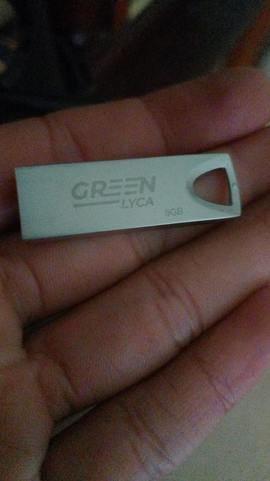 Uma Xbox e gta 5 e uma pistola airsoft