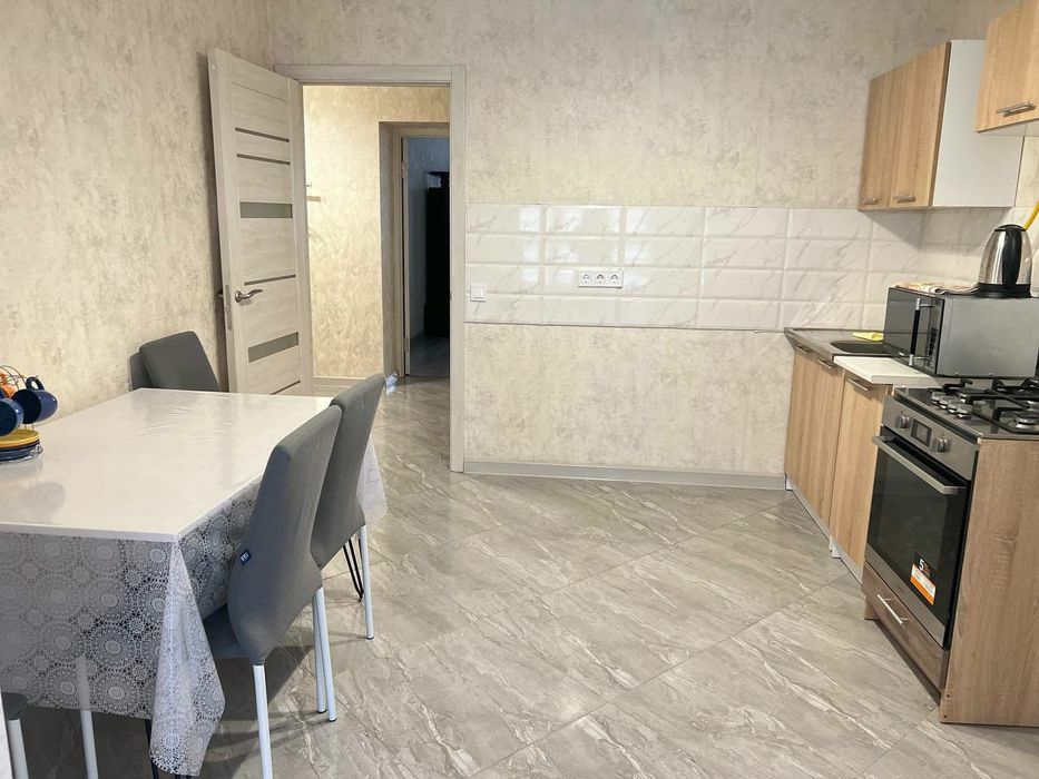 Погодинно та Подобово квартири  на Замості. від власника