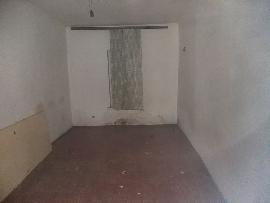 Продається будинок на два власника