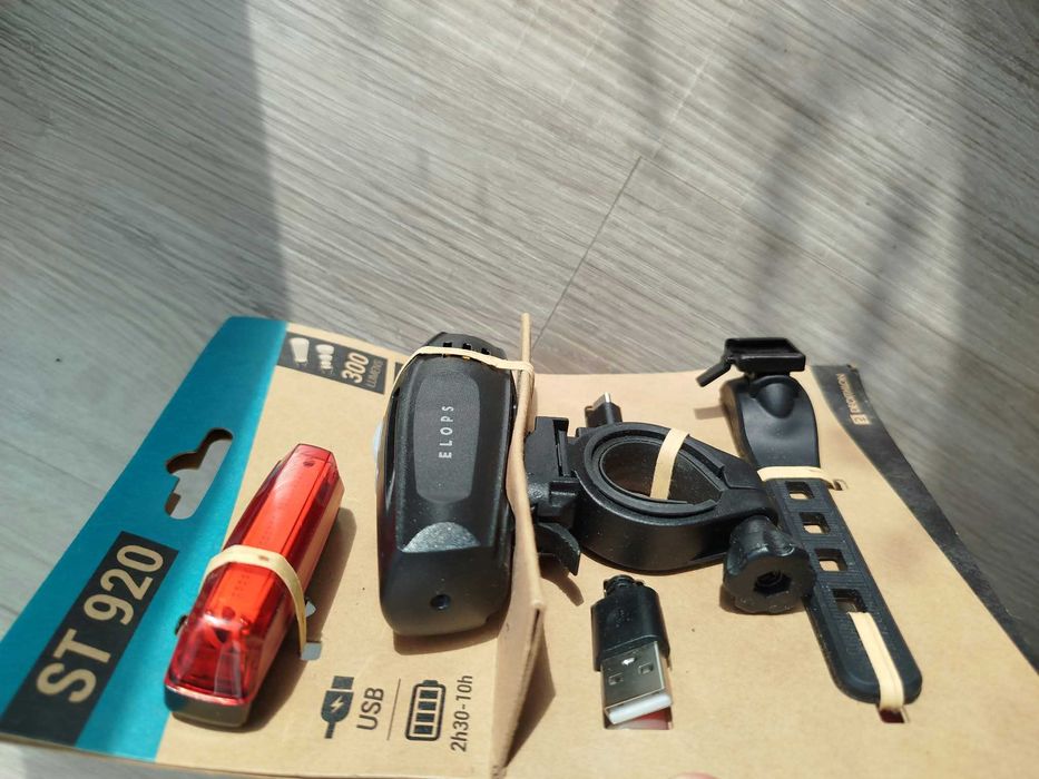 Luzes LED de Bicicleta Frente e Trás ST 920 USB