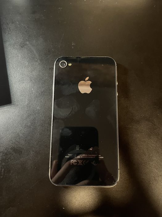 iPhone 4S 16 GB czarny
