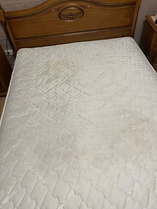 Продам б/у матрац для ліжка
