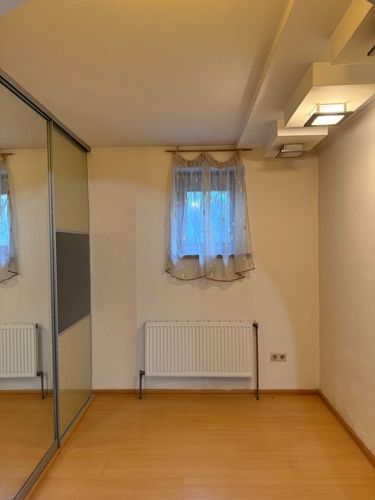 Унікальна 5+кімнатна квартира з гаражем, 2 кухнями та окремим входом