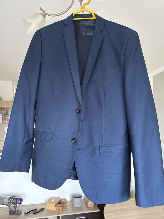 Garnitur meski granatowy wełniany