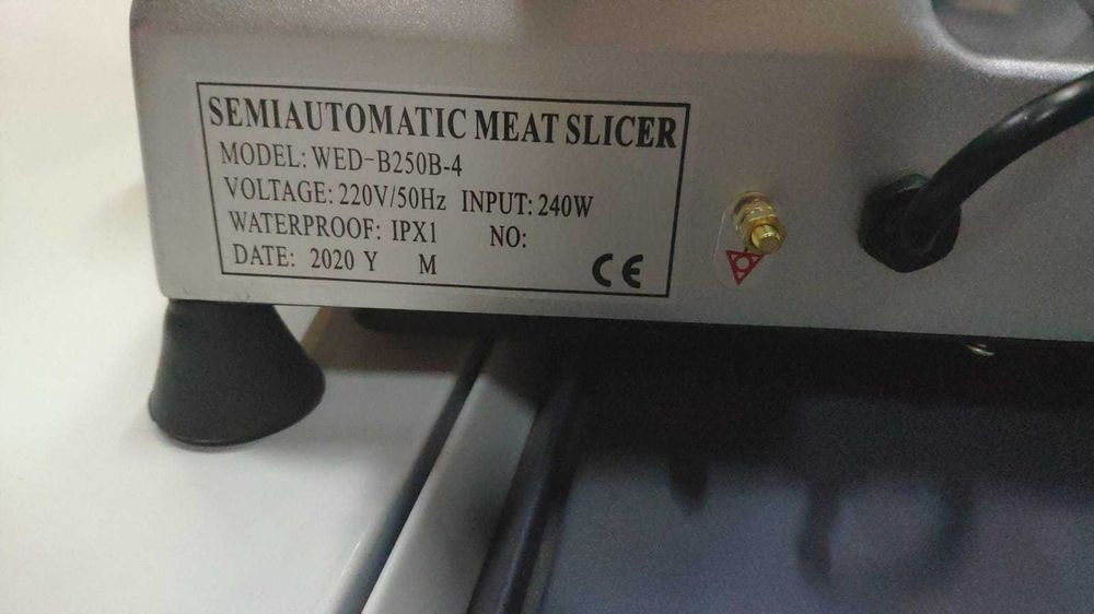 Fiambreira Industrial 250MM NOVA