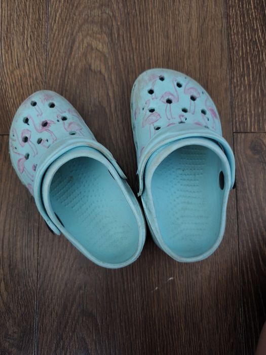 Klapki a'la crocs