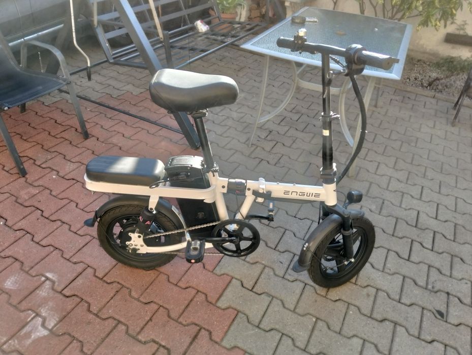 Rower elektryczny Engwe jak nowy