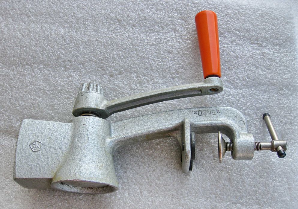 Мрія МРМ. Кавомолка  ручна, млин, млинок СРСР.