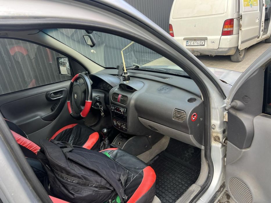 Автомобіль Opel combo 2002