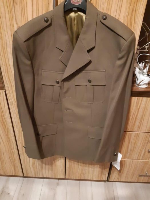 Mundur wyjściowy 116/175/107. ( Marynarka)