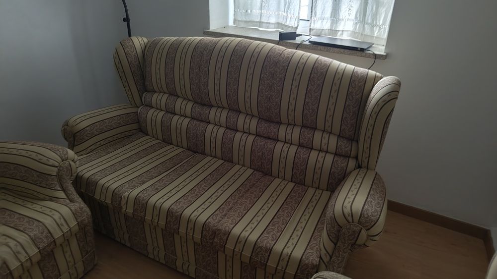Sofa e duas poltronas