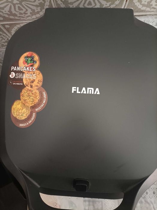 Máquina de Panquecas e Snacks Flama modelo 4906FL