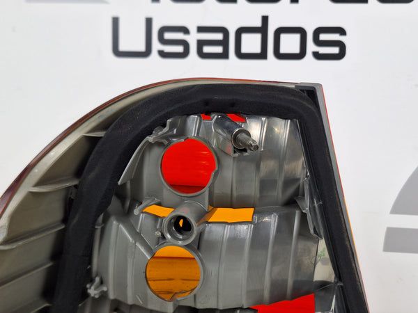 Farol Traseiro Direito BMW Serie 3 E46