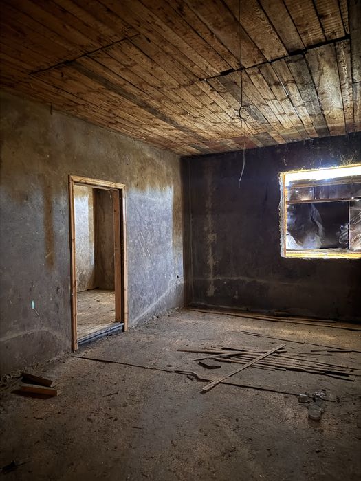 Продам дім, дво поверховий