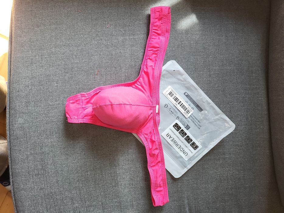 Super wygodne seksi stringi z kieszonką