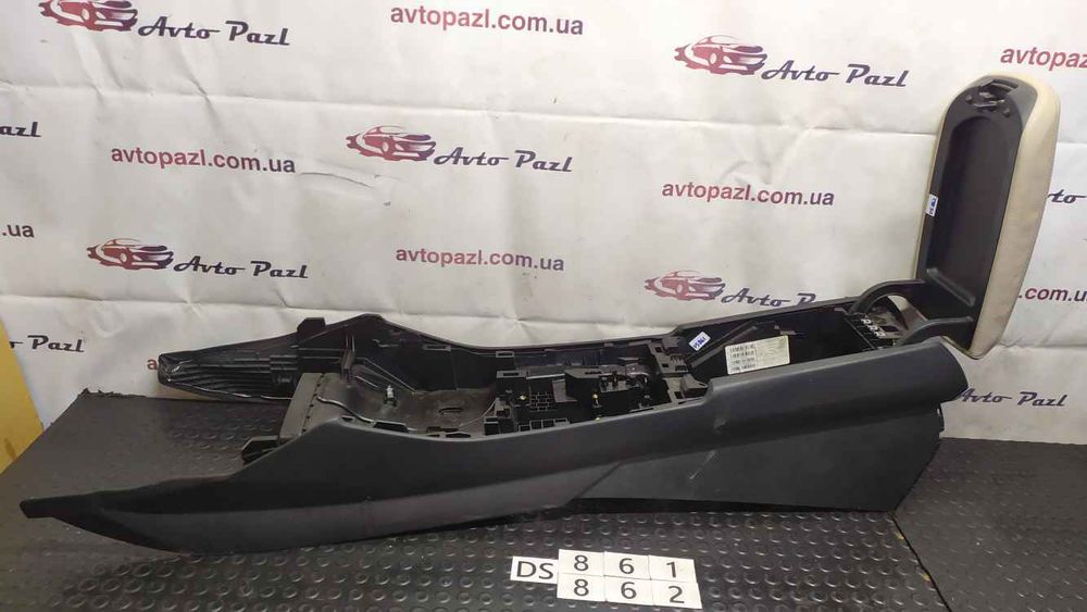 BMW X3 F25 10-17 підлокітник DS0862 51169216672