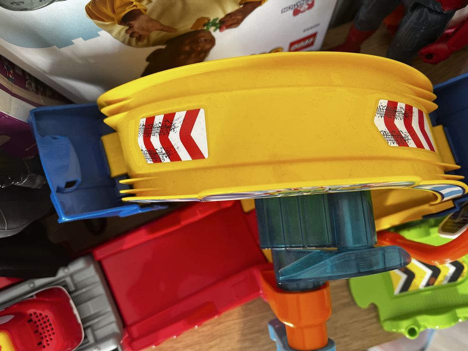 Tut tut super pętla 360 autka