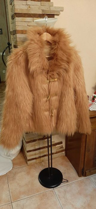 Продам стильний жіночий полушубок