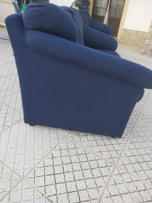 Conjunto de dois sofás com oferta tapete